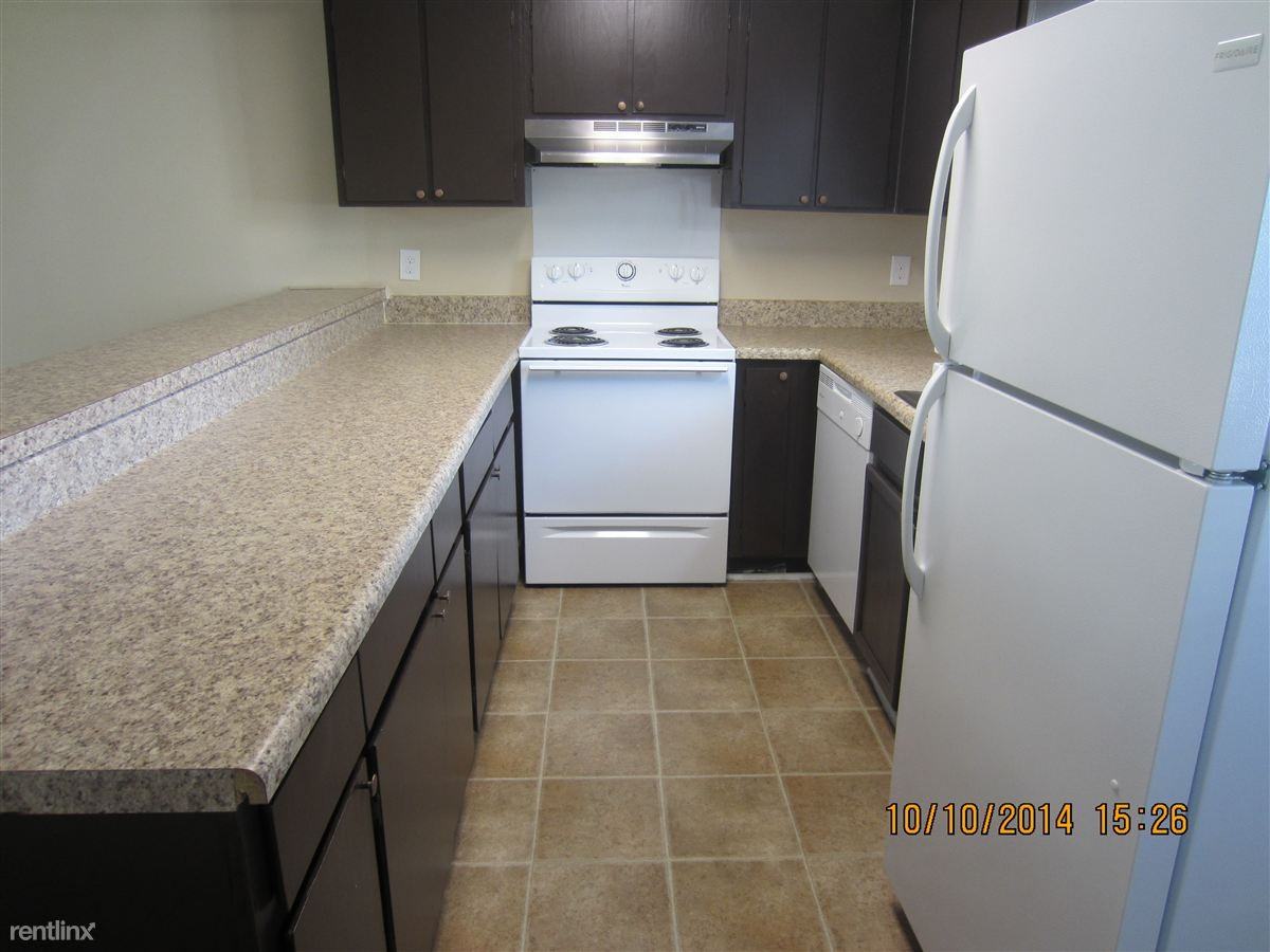 Stony Brook Apartments and Townhomes - Photo 3 of 3