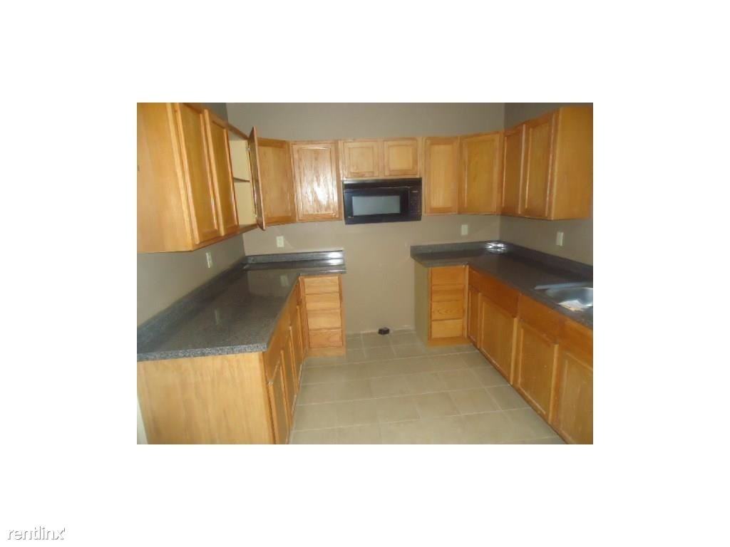 349 6th Ave SW - Photo 2 of 10