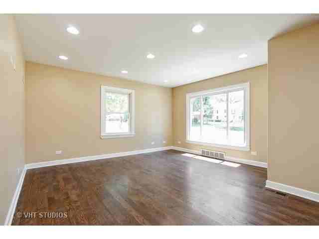 400 N Elm St - Photo 2 of 15