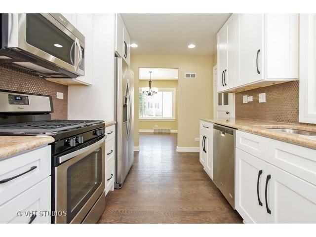 400 N Elm St - Photo 3 of 15