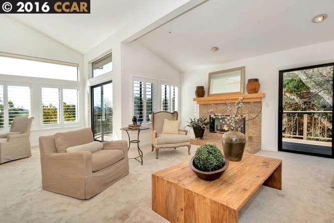 14 Northridge Ln - Photo 3 of 30