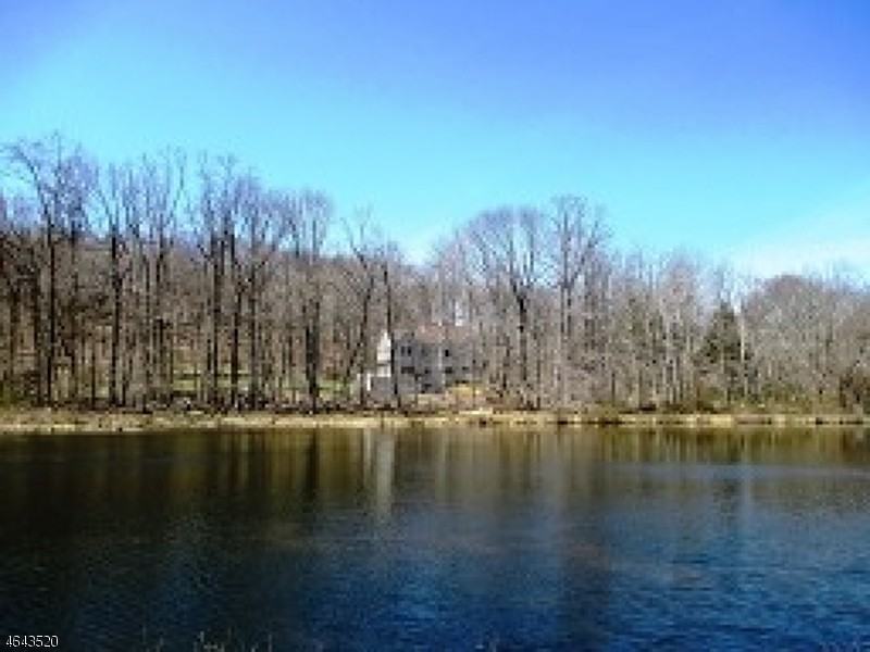 182 Kingsland Rd - Photo 2 of 2