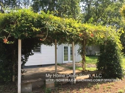 129 Grant St - Photo 2 of 11