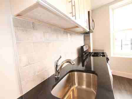 59-35 Myrtle Avenue - Photo 3 of 6