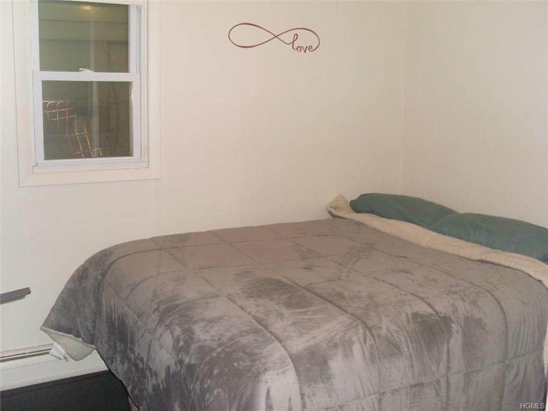 156 Windermere Ave - Photo 3 of 11