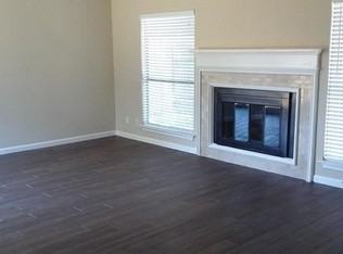 1700 Wild Horse Ln - Photo 3 of 5