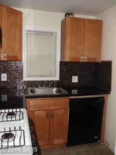 5334 Wasena Ave - Photo 2 of 4