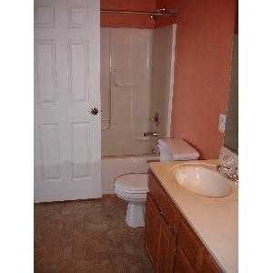 319 Oakridge Dr - Photo 3 of 14