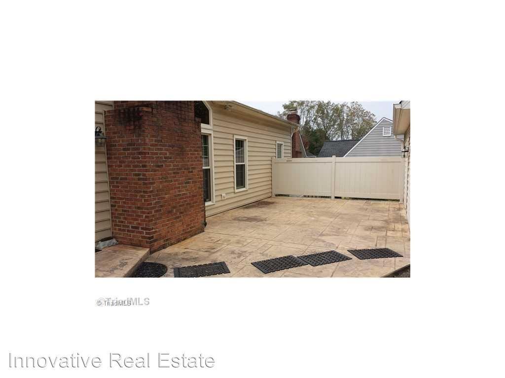 105 Wellesborough Rd - Photo 3 of 7