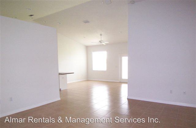 26139 Northern Cross Rd - Photo 2 of 8