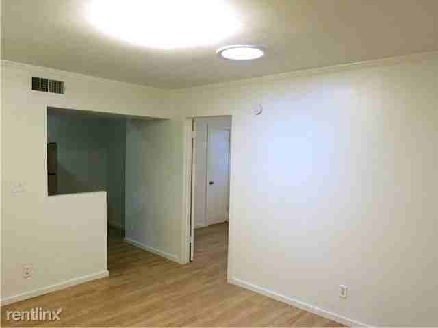 809 Winflo Dr - Photo 3 of 6