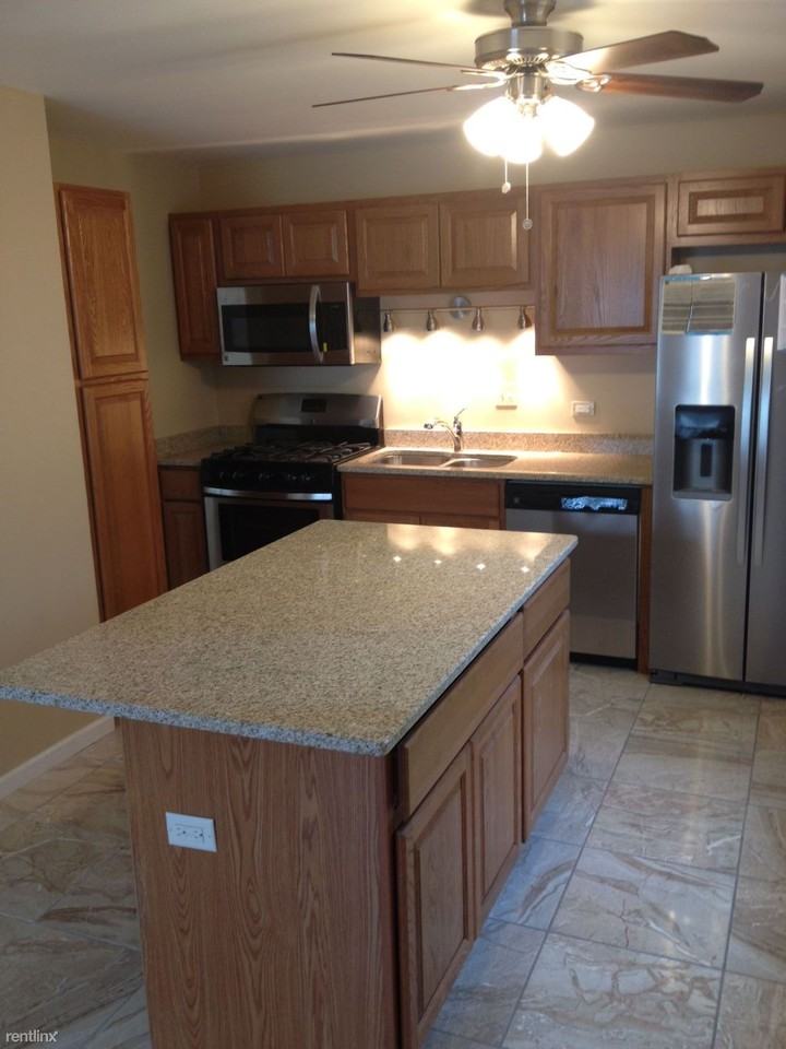 3000 Buttonwood Walk - Photo 2 of 11