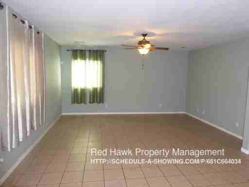 7330 W Midway Ave - Photo 3 of 23