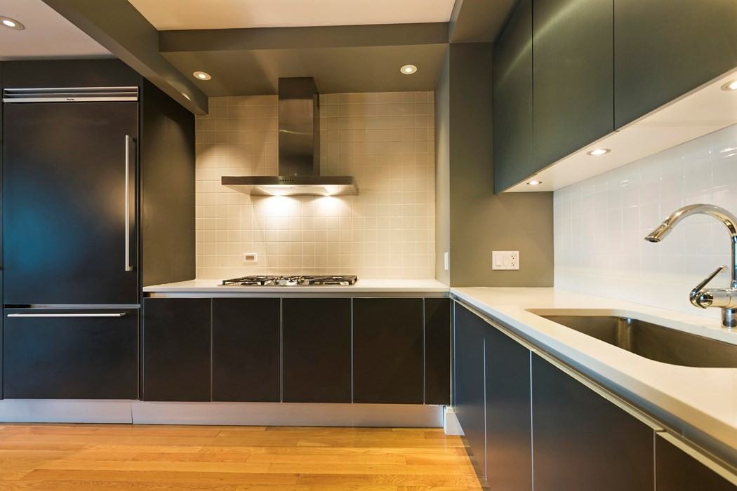 Central Park 3 Bed 2 Bath Apartment ###2G - Photo 4 of 10