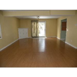 880 Lander Rd - Photo 3 of 27