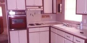 3239 Jarvis St - Photo 3 of 14