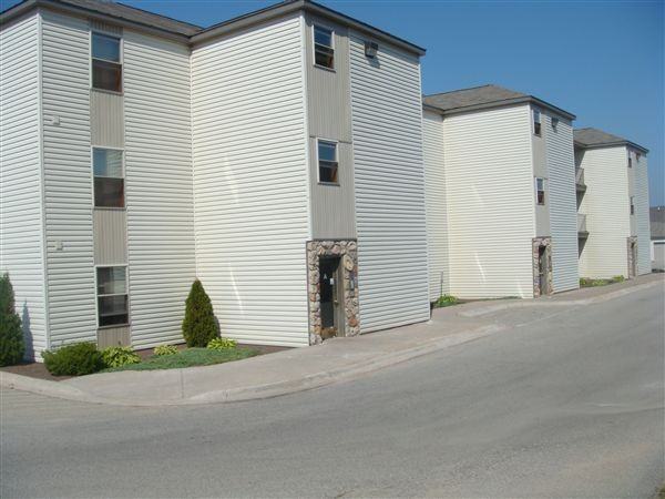 Woodfield - 3174 - Photo 2 of 6