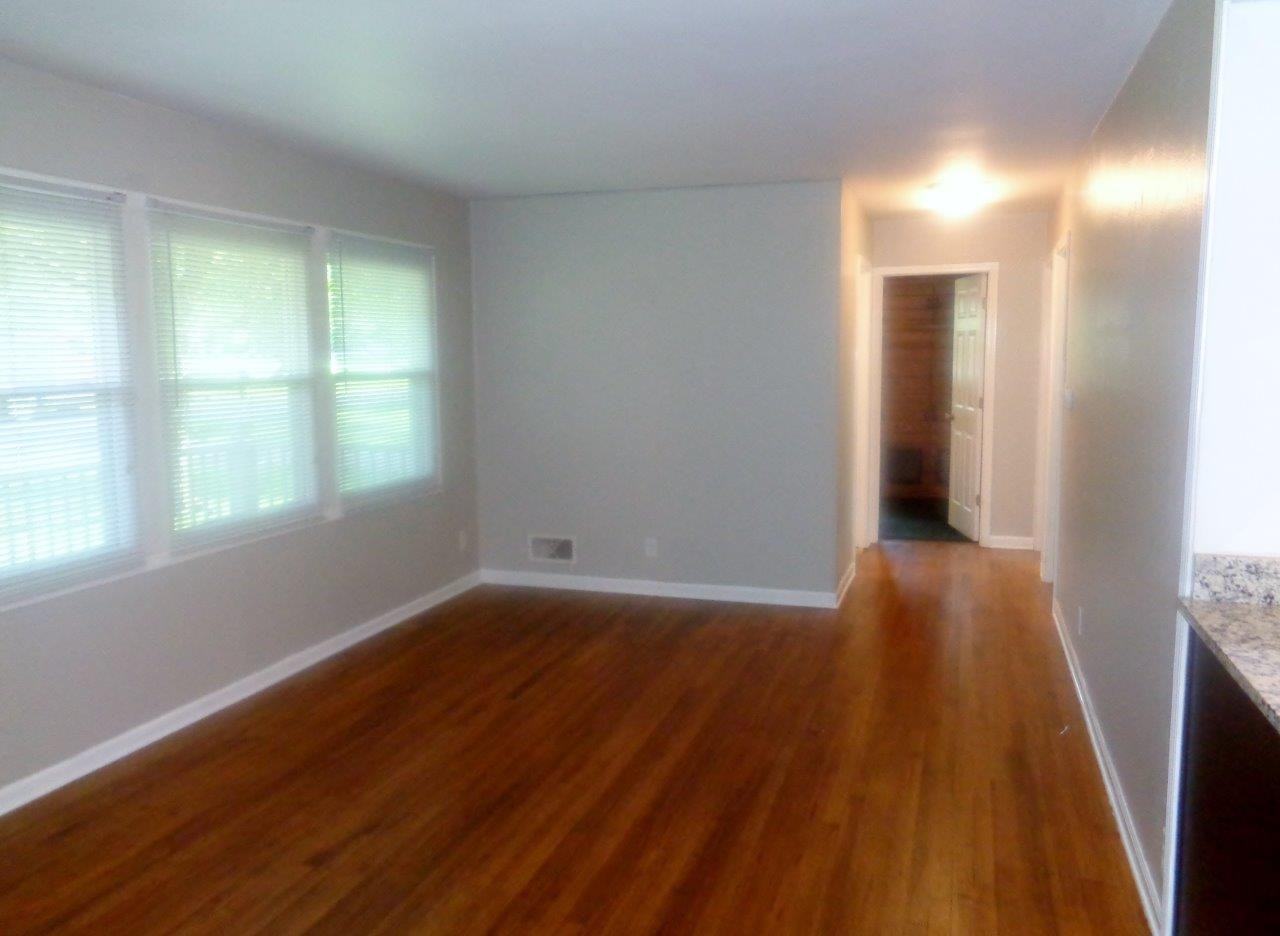 2521 Butterfield Dr - Photo 3 of 15