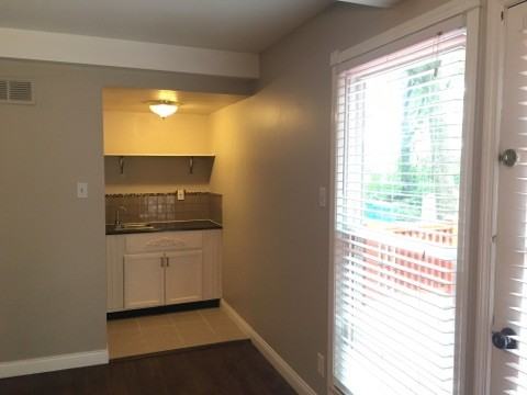 12110 Ladue Heights Dr - Photo 3 of 18