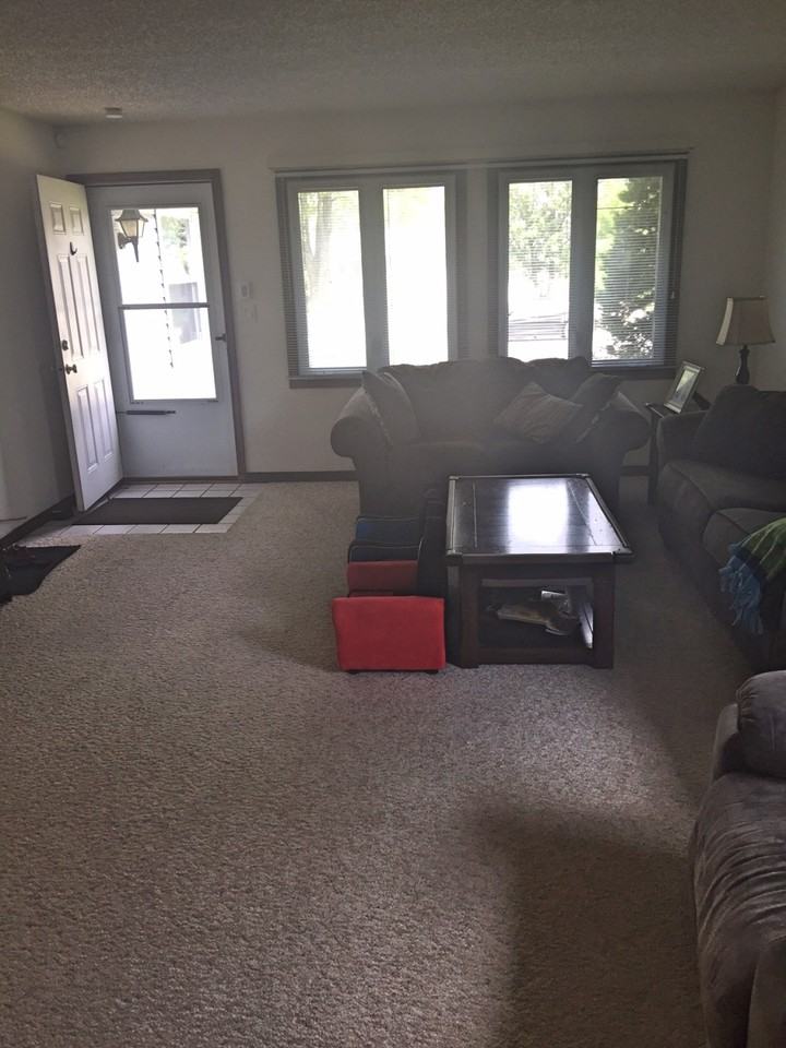 13909 Rockbluff Way - Photo 2 of 8