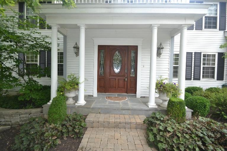 104 Wagon Rd Ln - Photo 2 of 25