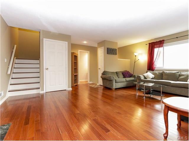 41 Country Pl #41 - Photo 2 of 25