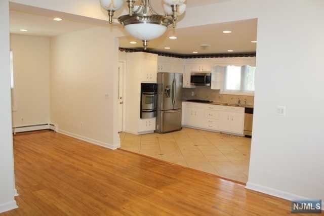 1198 Ringwood Ave - Photo 3 of 13