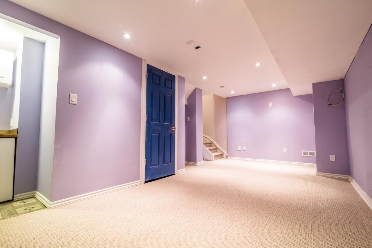 22 Leaside Park Drive - Photo 2 of 30