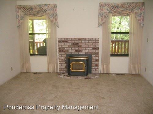 5208 Trafalgar Square - Photo 2 of 6