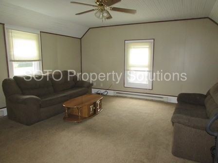 343 S Main St - Photo 2 of 7