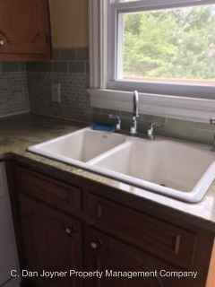 112 Westminster Dr - Photo 3 of 12