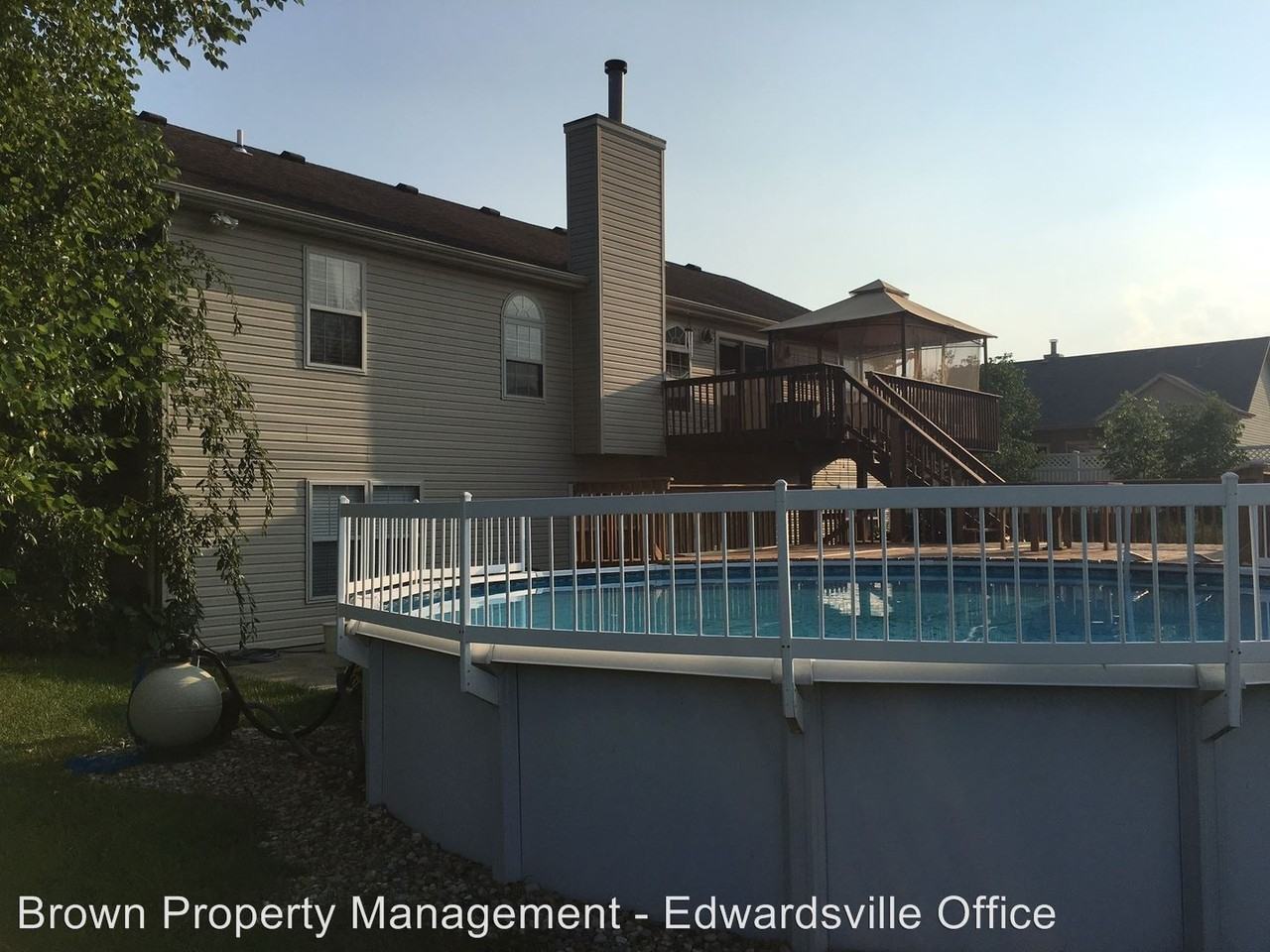 8352 Burlington Dr - Photo 2 of 10