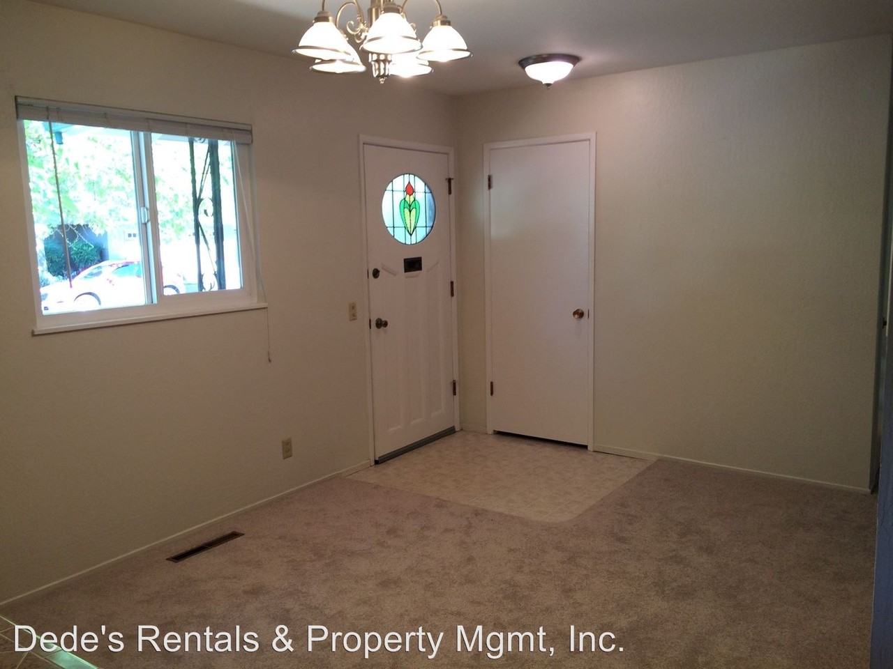 58 Fairlie Dr - Photo 2 of 15