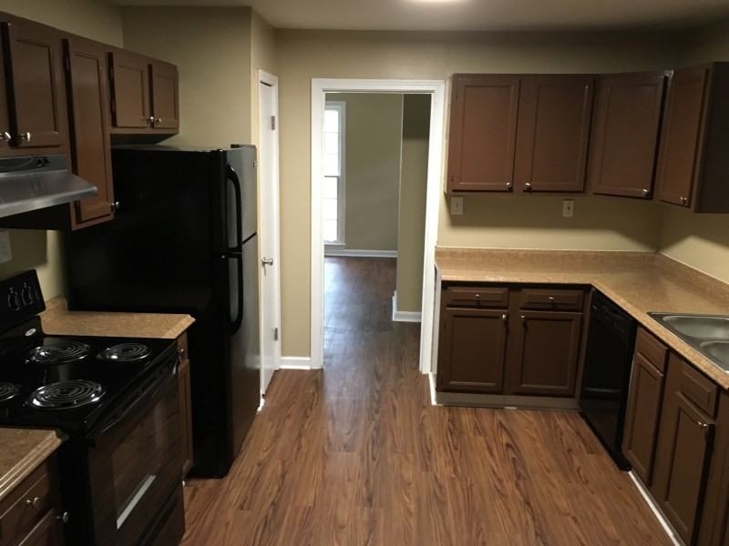 418 Laborde Dr - Photo 2 of 9