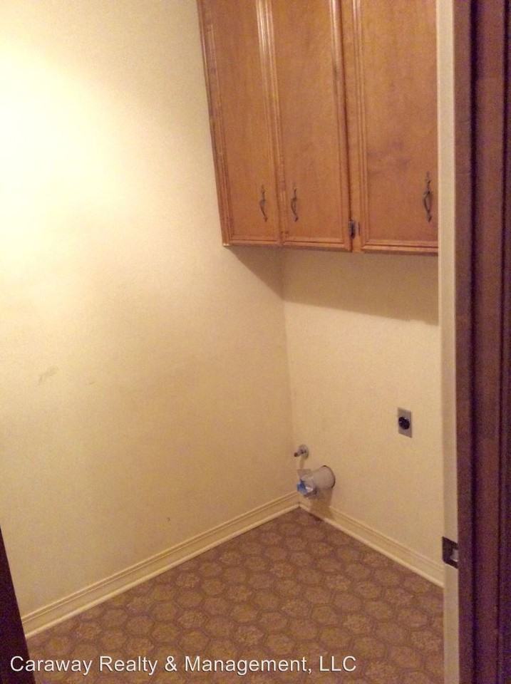 10007 Beaver Creek Dr - Photo 3 of 16