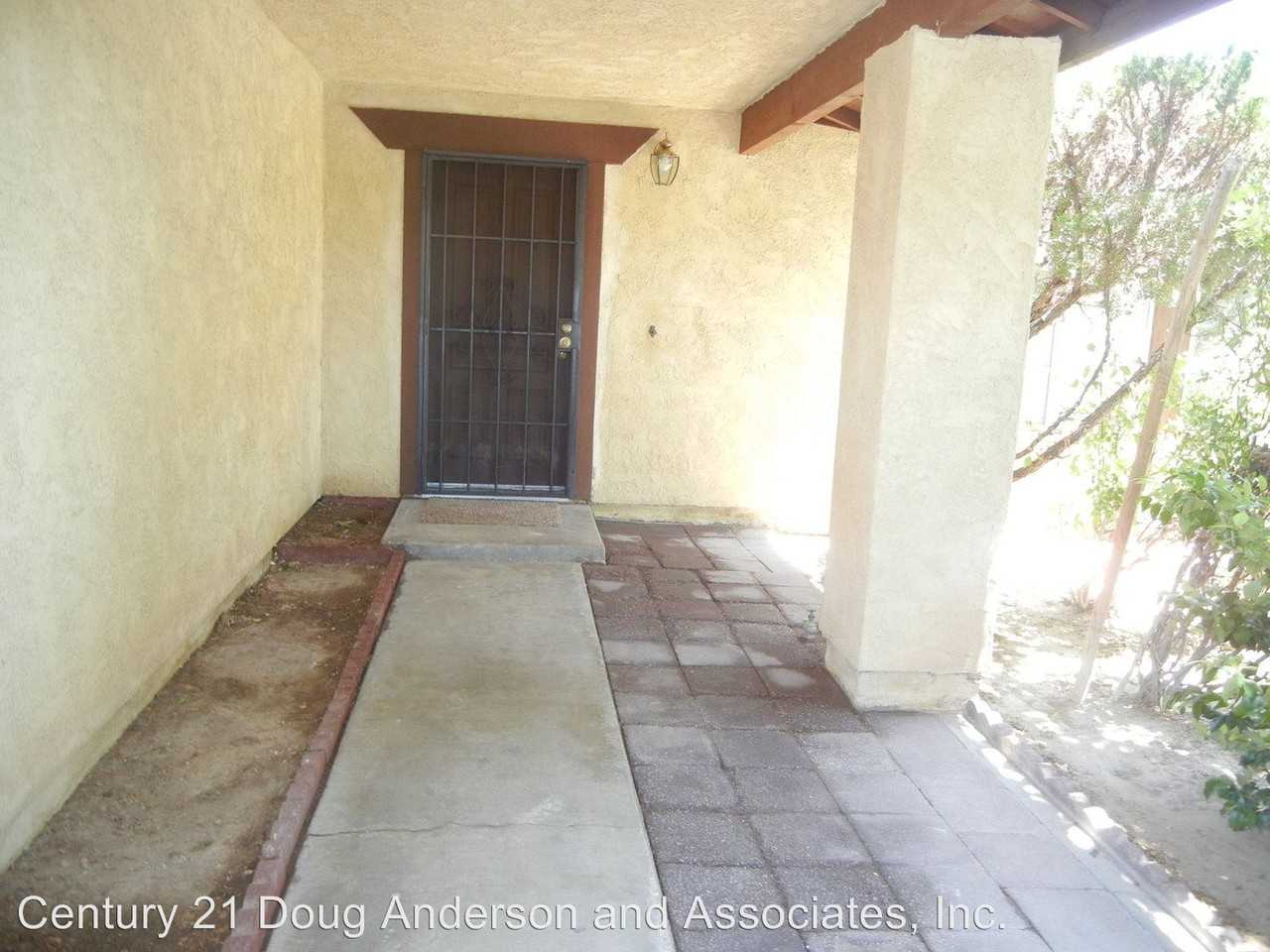 603 W Ave J 12 - Photo 2 of 19