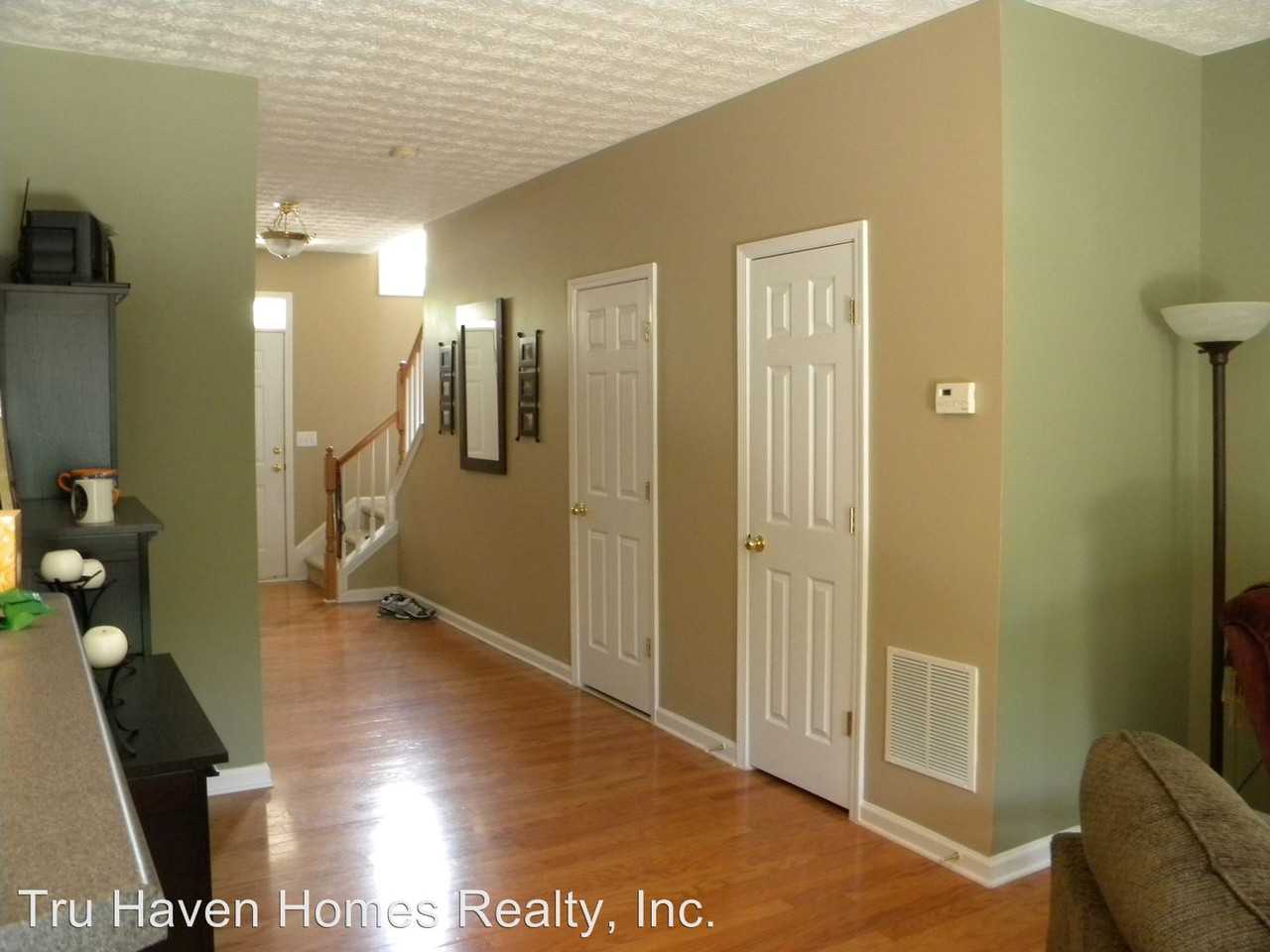 431 Lantern Wood Dr - Photo 2 of 14