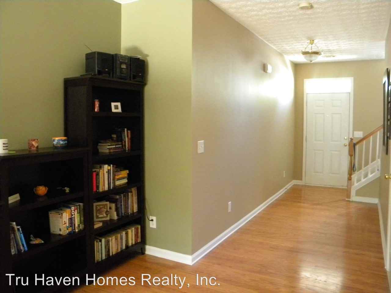 431 Lantern Wood Dr - Photo 3 of 14