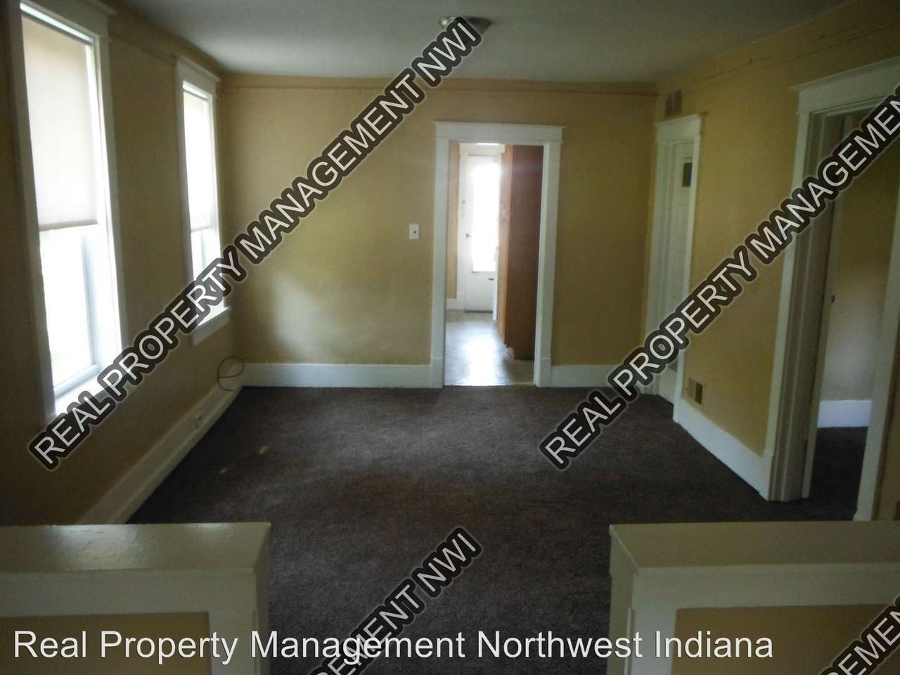 304 304 Arthur Avenue Lower - Photo 2 of 5