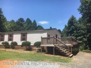 2630 Westgate Rd - Photo 2 of 20