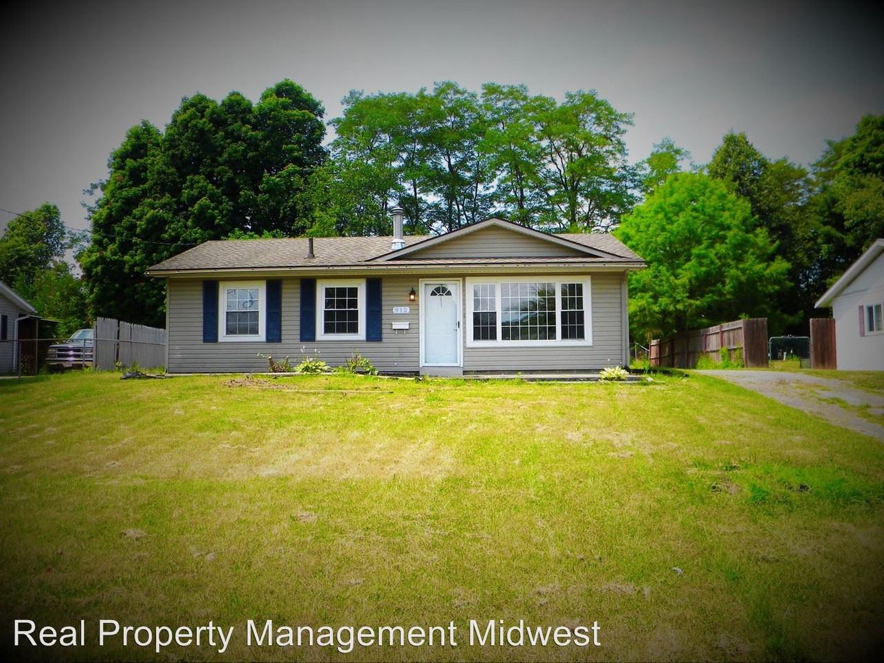 912 Danwood Rd - Photo 2 of 13