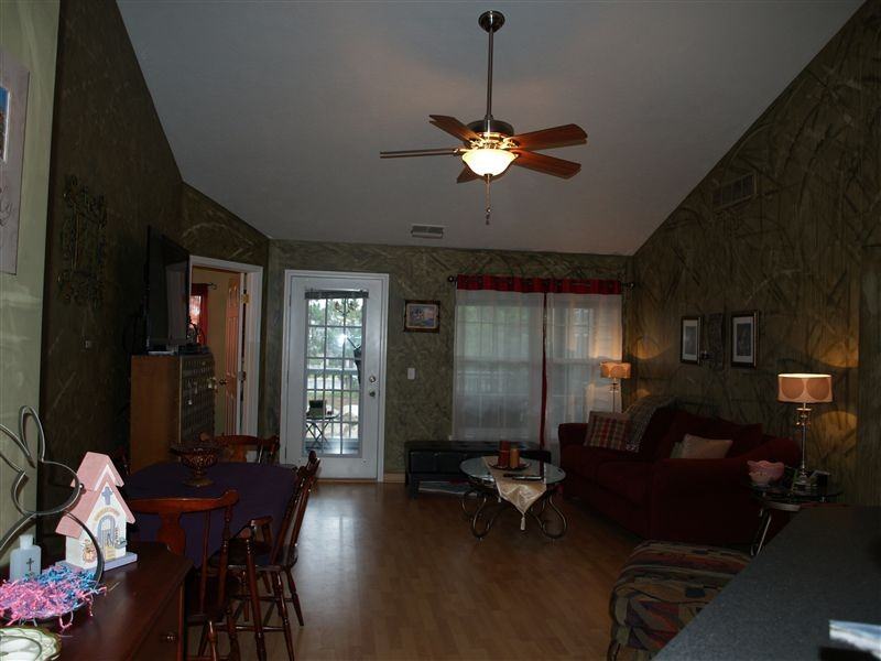 748 W Barrington Cir - Photo 3 of 13