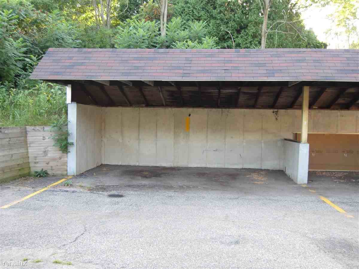 Ravine road and Winding Way Apartments Ravine Rd, Kalamazoo, MI 49004