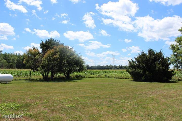 4068 S Schrieber Rd - Photo 3 of 8