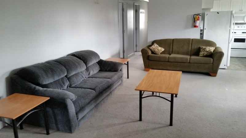 77 Seagram Dr - Photo 3 of 6