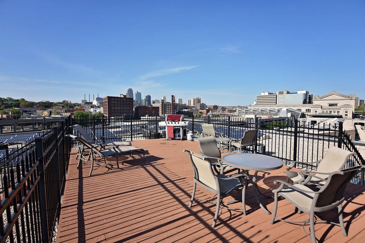 360 W Pershing Road - Photo 3 of 19