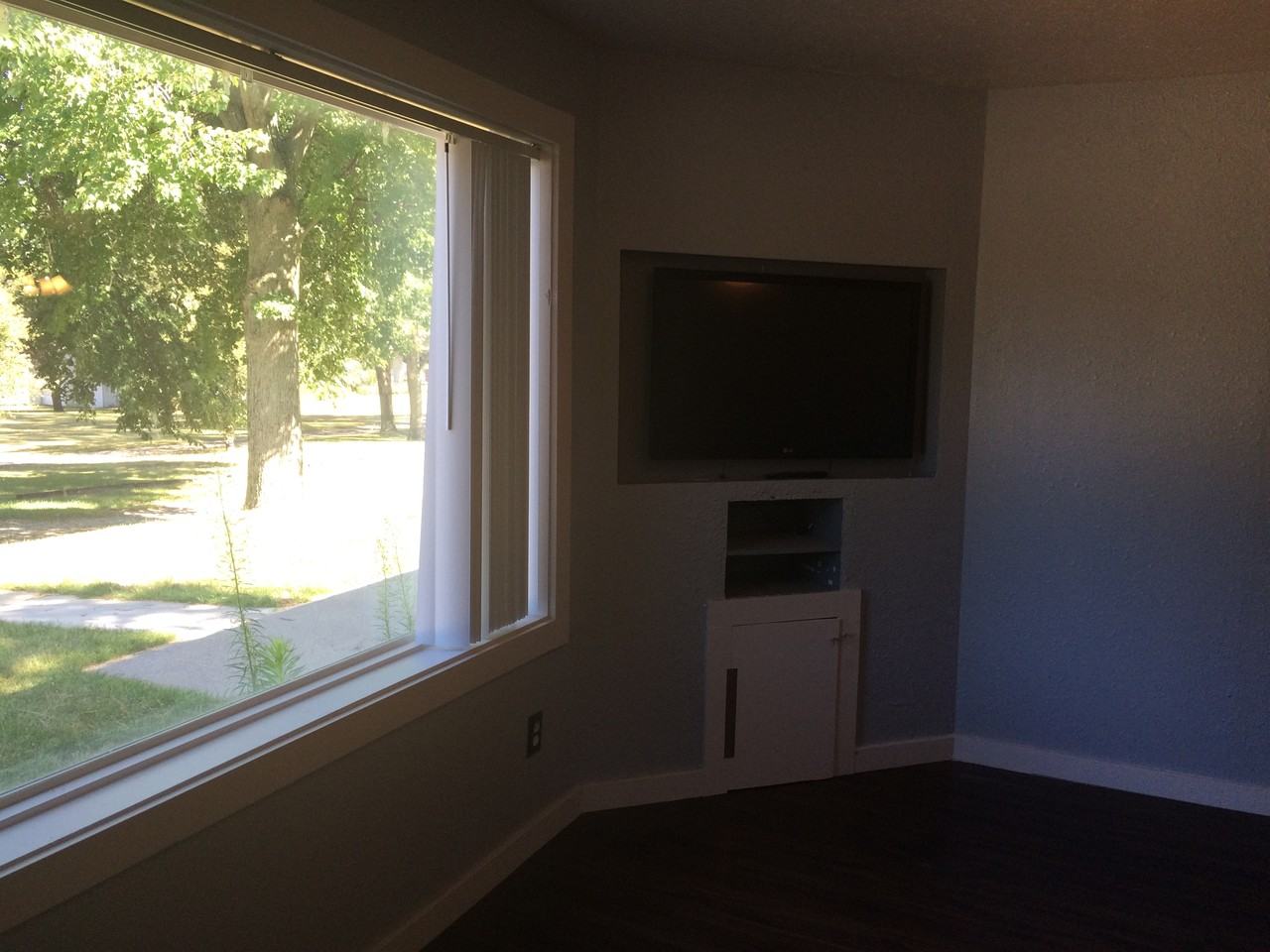 5528 124th Ave - Photo 3 of 13