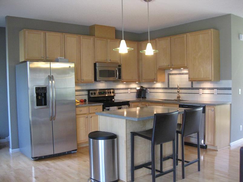 12 Como Ave - Photo 3 of 20