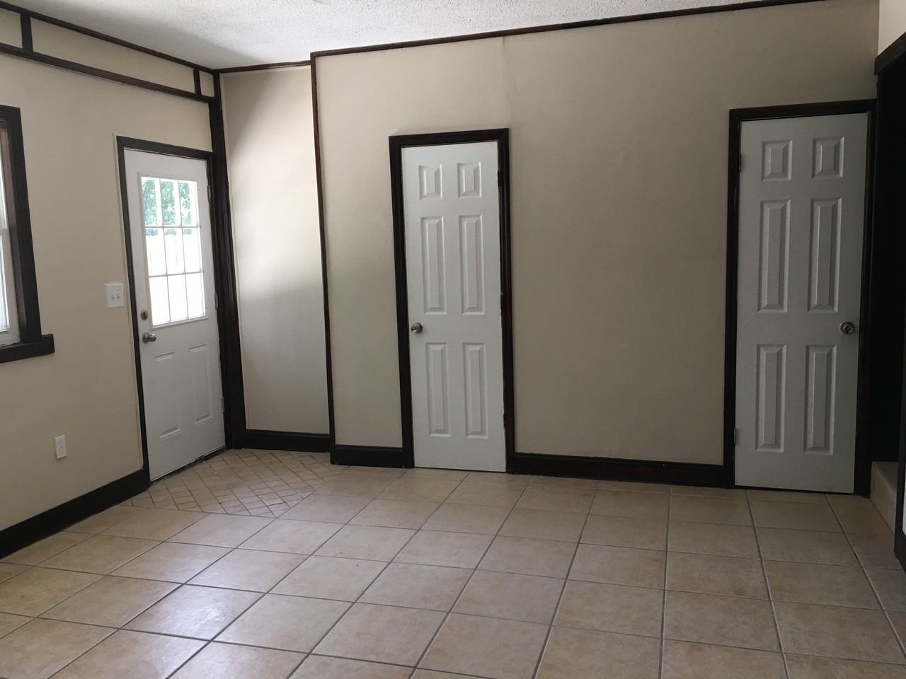 4603 De Kalb Ave - Photo 3 of 11