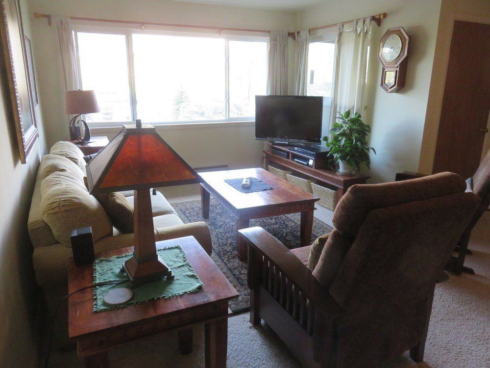 1262 Co Rd 250 - Photo 3 of 5